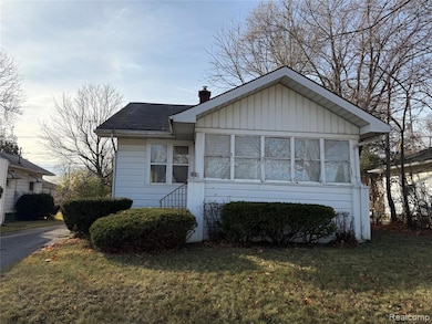 2209 Raskob St, Flint, MI 48504 - photo 2