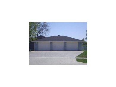 Garage.