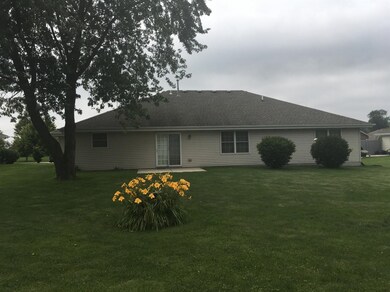 1021 N Harvey St, Griffith, IN 46319 - photo 2