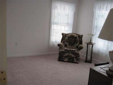 42 Country Squire Rd, Uxbridge, MA 01569 - photo 6