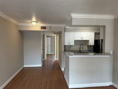 10100 S Gessner Rd unit 406, Houston, TX 77071 - photo 7