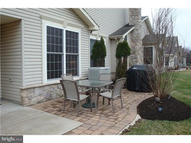 676 Bellflower Rd unit V267, Langhorne, PA 19047 - photo 2