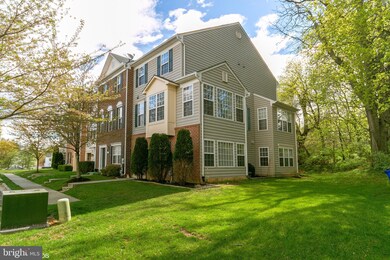 114 Lavenport Cir, Frederick, MD 21702 - photo 2