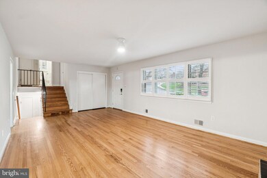 1624 41st St N, McLean, VA 22101 - photo 5