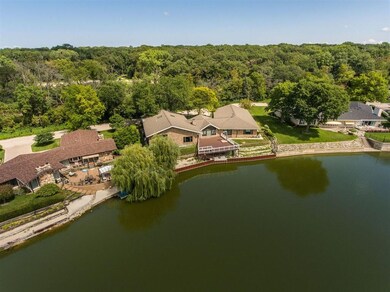 2000 Berry Ln, Des Plaines, IL 60018 - photo 5