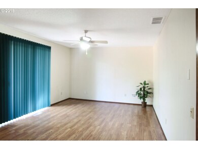 10325 SW 130th Ave, Beaverton, OR 97008 - photo 4