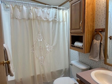 1153 W Glenlord Rd unit 22, Saint Joseph, MI 49085 - photo 6