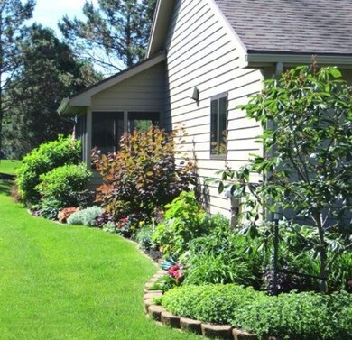 1794 Spring meadow Side garden