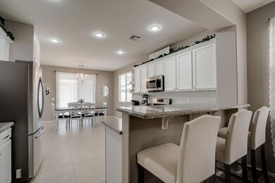 Kitchen with bar