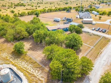 166 Private Road 4441, Rhome, TX 76078 - photo 4