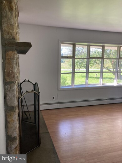 115 Poplar Tree Rd, Kennett Square, PA 19348 - photo 3