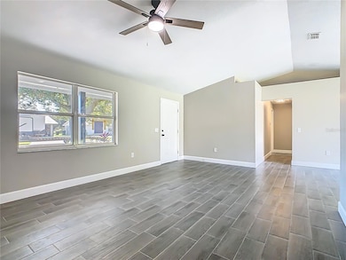 6610 Chippendale Rd, Lakeland, FL 33809 - photo 6