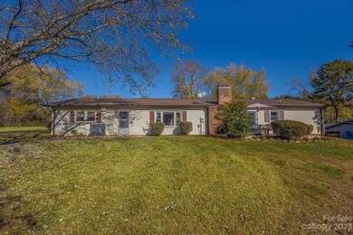 143 Chantilly Ln, Statesville, NC 28625 - photo 2