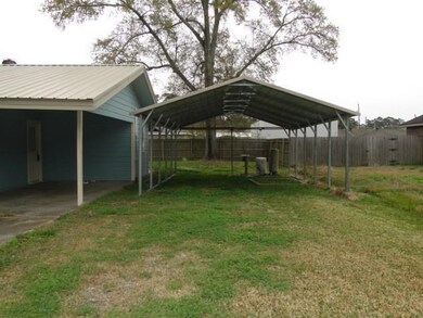 Additional carport