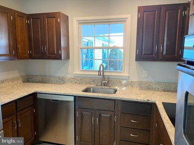 4202 Marble Ln, Fairfax, VA 22033 - photo 6