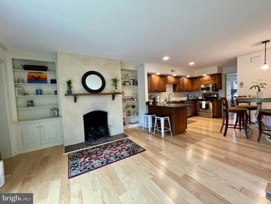 17 Sugar Knoll Dr unit 17, Devon, PA 19333 - photo 6