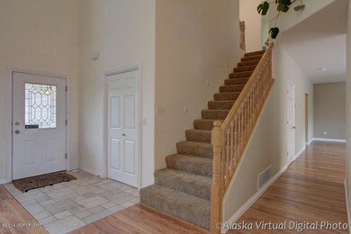 Entry/Stairs