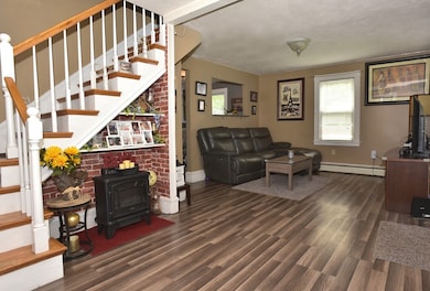 185 Myrtle St, Rockland, MA 02370 - photo 7