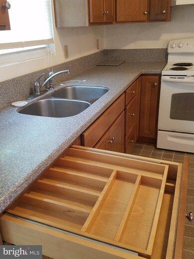 236 Nottoway Dr, Stephens City, VA 22655 - photo 6