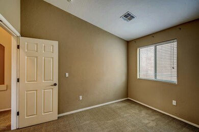 7130 S Oakbank Dr__046