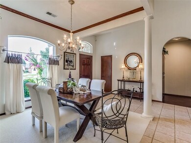 Formal Dining - What a View!!