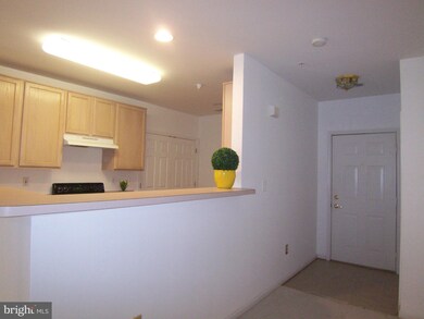12701 Found Stone Rd unit 103, Germantown, MD 20876 - photo 6