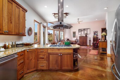 2907 Zuni Cir, Springdale, UT 84767 - photo 4