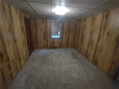 721 Lawrence Ave, Ellwood City, PA 16117 - photo 6