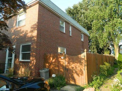 23 W Garrison Rd, Brookhaven, PA 19015 - photo 2