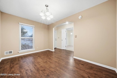 610 La Fontenay Ct, Louisville, KY 40223 - photo 5