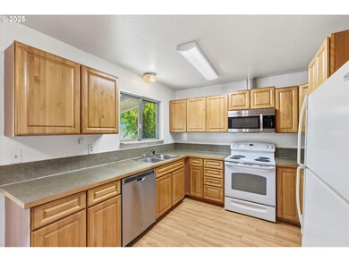 4759 Windemere St, Longview, WA 98632 - photo 5