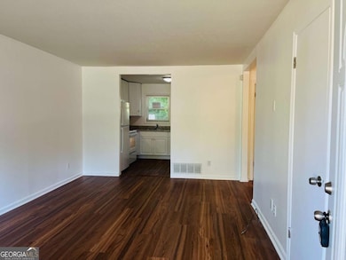 1076 Center St SW unit 1074, Mableton, GA 30126 - photo 3