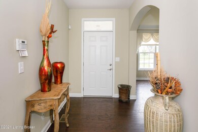 9100 Rocky Bank Ct, Louisville, KY 40291 - photo 5