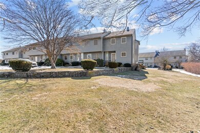 511 Child St unit 307, Warren, RI 02885 - photo 2