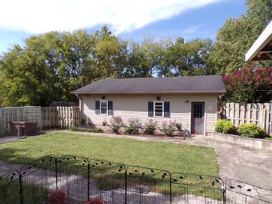 111 Horseshoe Dr, Shelbyville, TN 37160 - photo 7