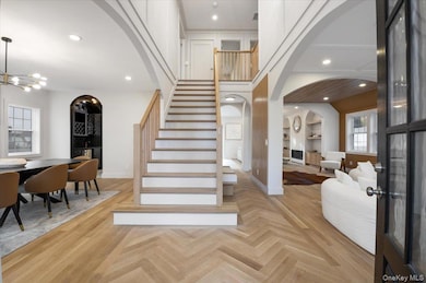 22 Franklin Ave, Port Washington, NY 11050 - photo 3