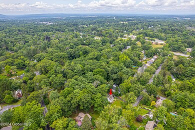 913 Morgan Ave, Schenectady, NY 12309 - photo 4