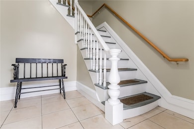 136 Almy St, Providence, RI 02909 - photo 3