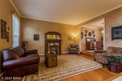 13614 Bare Island Dr, Chantilly, VA 20151 - photo 4