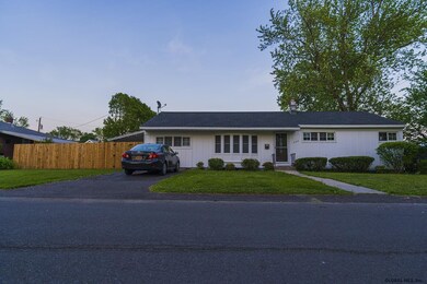 245 Whitehall Rd, Albany, NY 12209 - photo 3