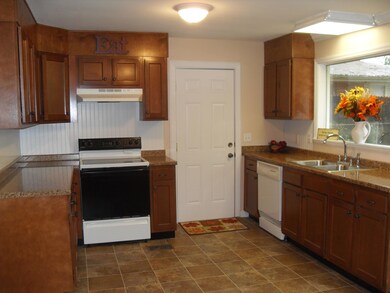503 Thomas Drive 025