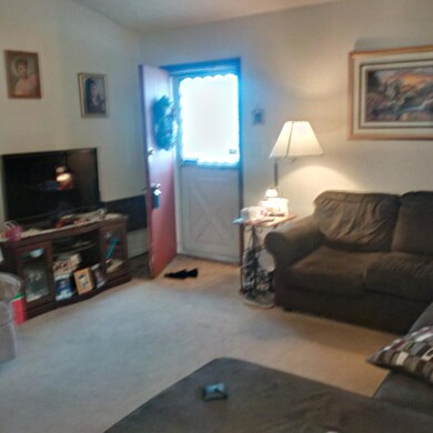 LR2 821 Mark Place