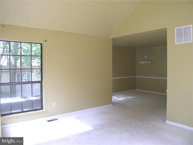 102 Sienna Ln, Glassboro, NJ 08028 - photo 4