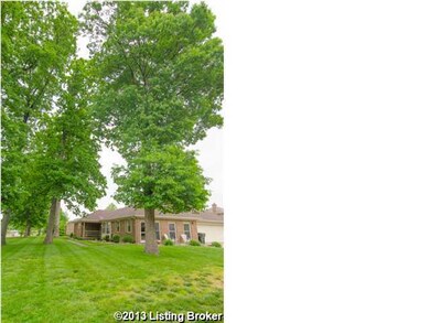 7705 Apple Valley Dr, Louisville, KY 40228 - photo 5