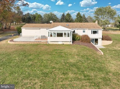 5125 Pine View Dr, Glen Rock, PA 17327 - photo 5