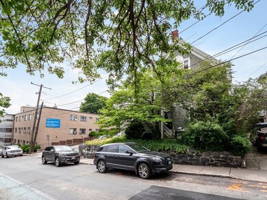 3 Monmouth St unit 4, Somerville, MA 02143 - photo 6