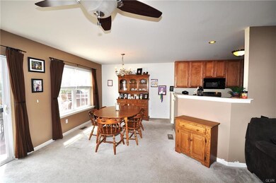 3693 Clauss Dr, Macungie, PA 18062 - photo 6