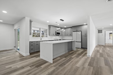 3807 Casey St, Loris, SC 29569 - photo 4