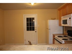 3109 Yaupon Rd unit B, Copperas Cove, TX 76522 - photo 4