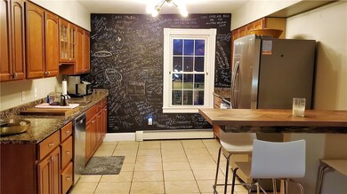 Fully updated kitchen with breakfast table and sto